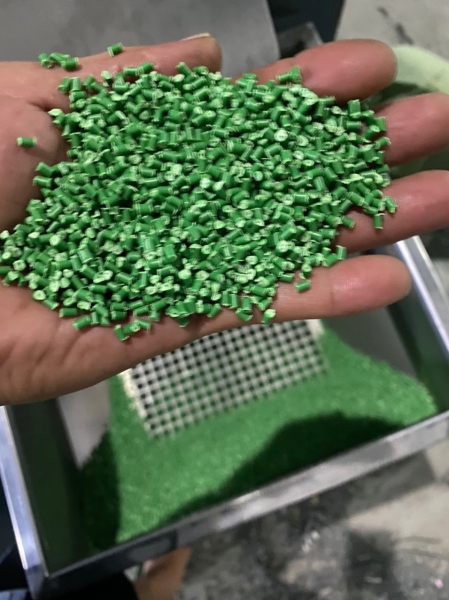 Hạt nhựa tái sinh - Hạt Nhựa Hợp Thuận - Công Ty TNHH Sản Xuất Thương Mại Nhựa Hợp Thuận